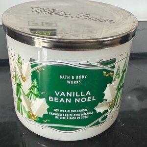 Bath & body works Vanilla Bean Noel Candle